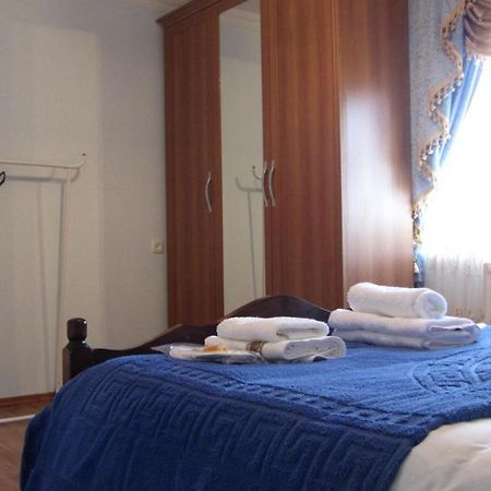 Blue Guest House Samtredia Exterior photo